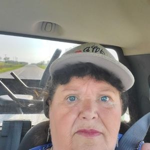 Meet your Posher, Joyce